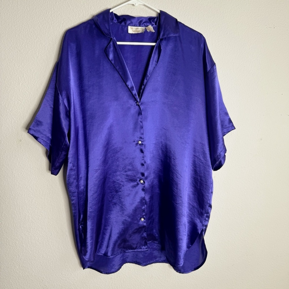 Vintage Victoria’s Secret gold label purple satin pajama shirt oversized small
